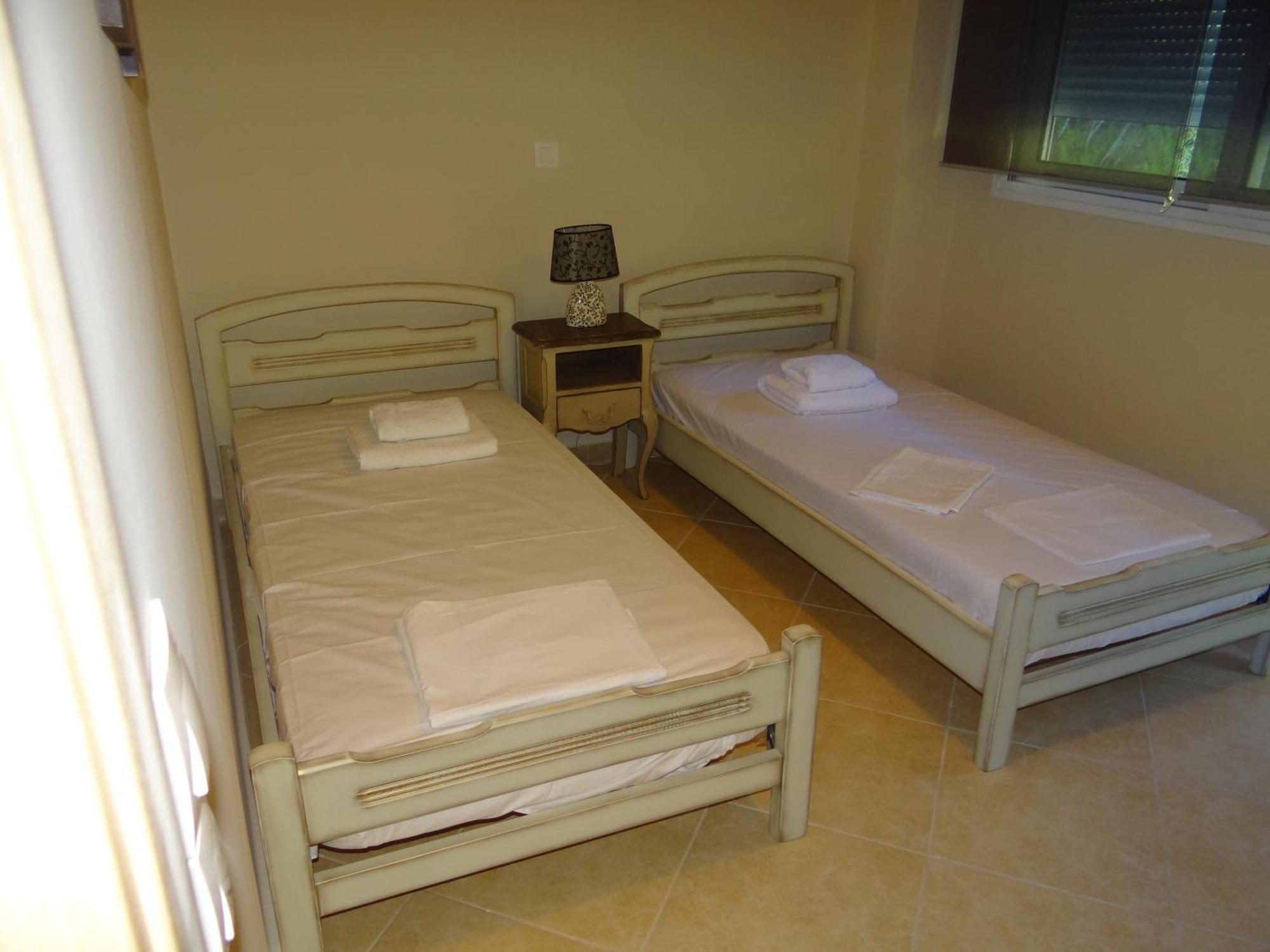 Aperanto House Paralia Loutsas Номер фото