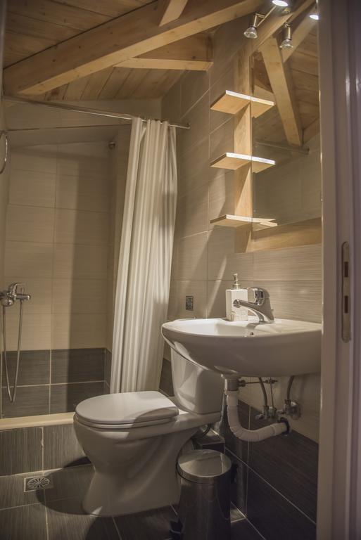 Aperanto House Paralia Loutsas Экстерьер фото