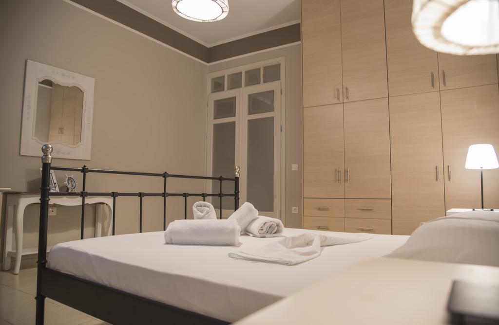 Aperanto House Paralia Loutsas Экстерьер фото