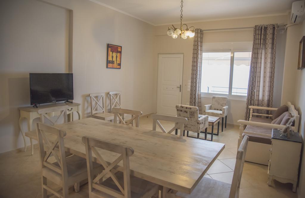 Aperanto House Paralia Loutsas Экстерьер фото